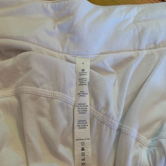 White reversible Lululemon size 8 jacket - Picture 5 of 13